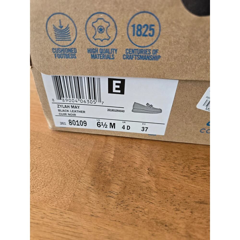 Clarks Collection Black Low-Heel Loafers - Picture 7 of 7